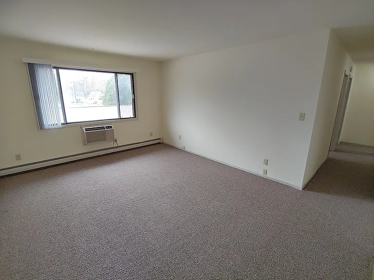 Heritage Apartments — Photo 43