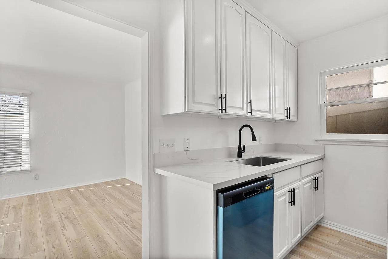 4263 Maryland St — Photo 3