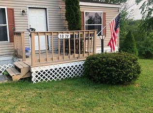 1079 Hobbs Ln, Waterford, PA 16441