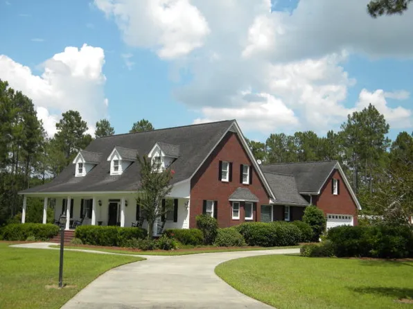 160 Chippewa Ln, Moultrie, GA 31788