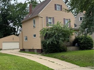1529 Beardsley St, Akron, OH 44301