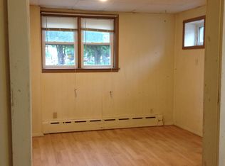 270 Washington St APT 1, Salem, MA 01970