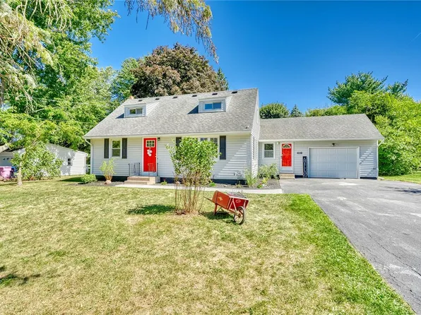 410 Trimmer Rd, Spencerport, NY 14559