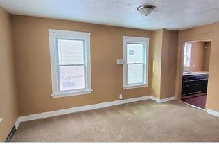 9609 Nelson Ave, Cleveland, OH 44105