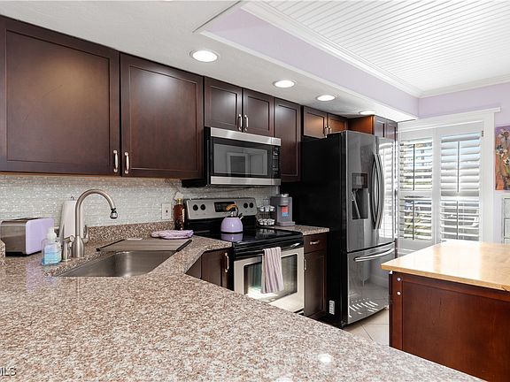 5th image of 26272 Rampart Blvd Unit 102