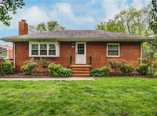 11632 Bent Pine Rd, Glen Allen, VA 23059