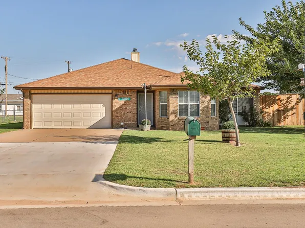 907 E Marlboro St, Lubbock, TX 79403