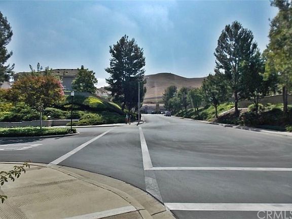 3rd image of 4418 Golden Glen Dr