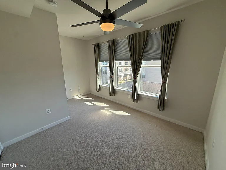 2505 Nicholson St — Photo 23