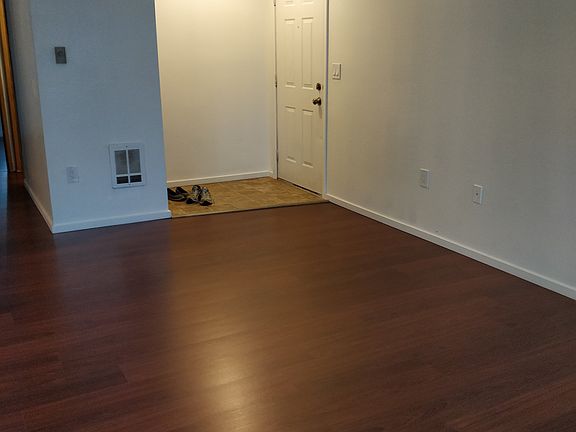 3rd image of 15320 1st Ave NE #2