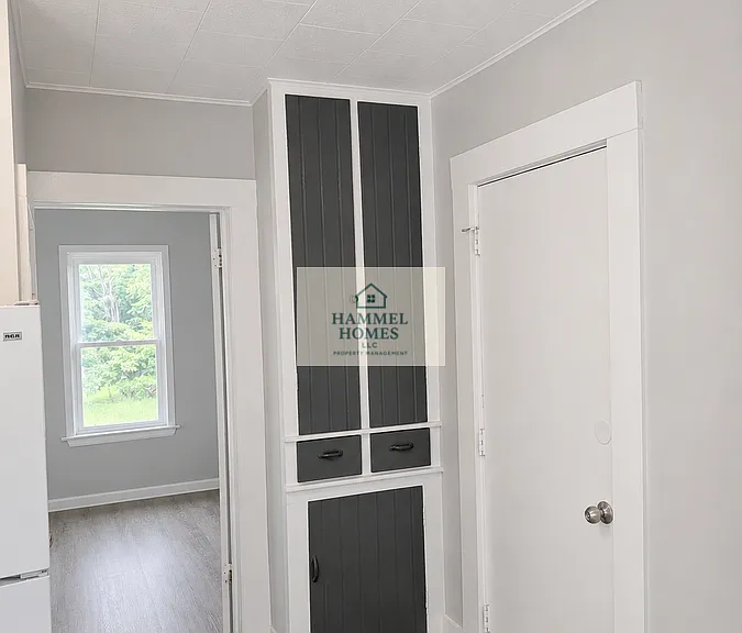 720 Lindoo Ave E — Photo 6
