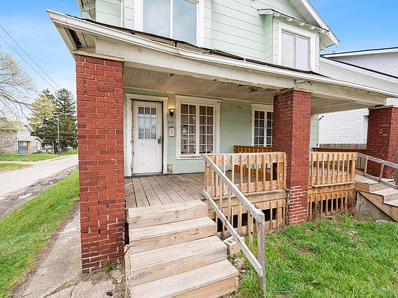 5th image of 810-812 Seymour Ave
