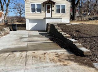 5307 N 39th Cir, Omaha, NE 68111