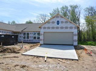 7460 Watermark Dr, Allendale, MI