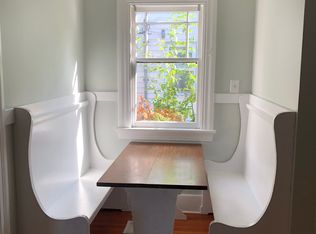 5329 9th Ave NE #1, Seattle, WA 98105