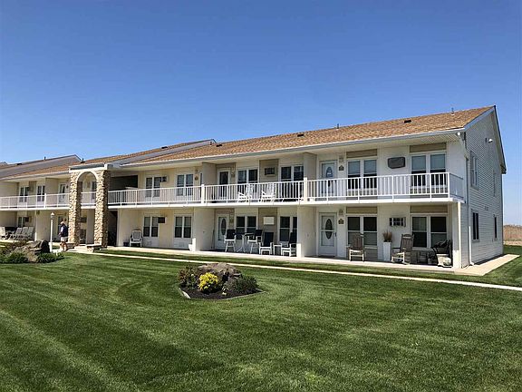 2nd image of 303 E Marina Dr #7A-727A