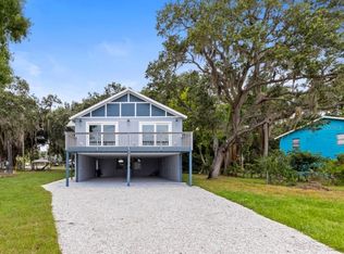 1020 Tropical Dr, Bradenton, FL 34208