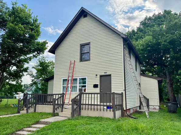 406 Chandler St, Danville, IL 61832