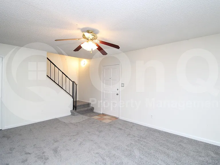 3409 W Echo Ln — Photo 8