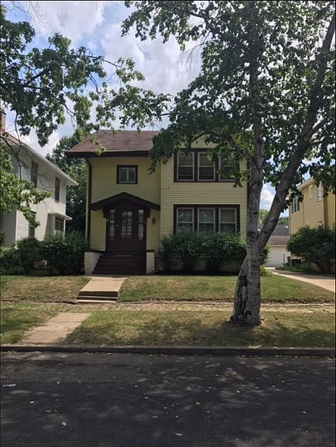 1626 W Ayres Ave #LOWER, Peoria, IL 61606 | Zillow