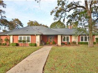 946 E State Highway 21, Bastrop, TX 78602
