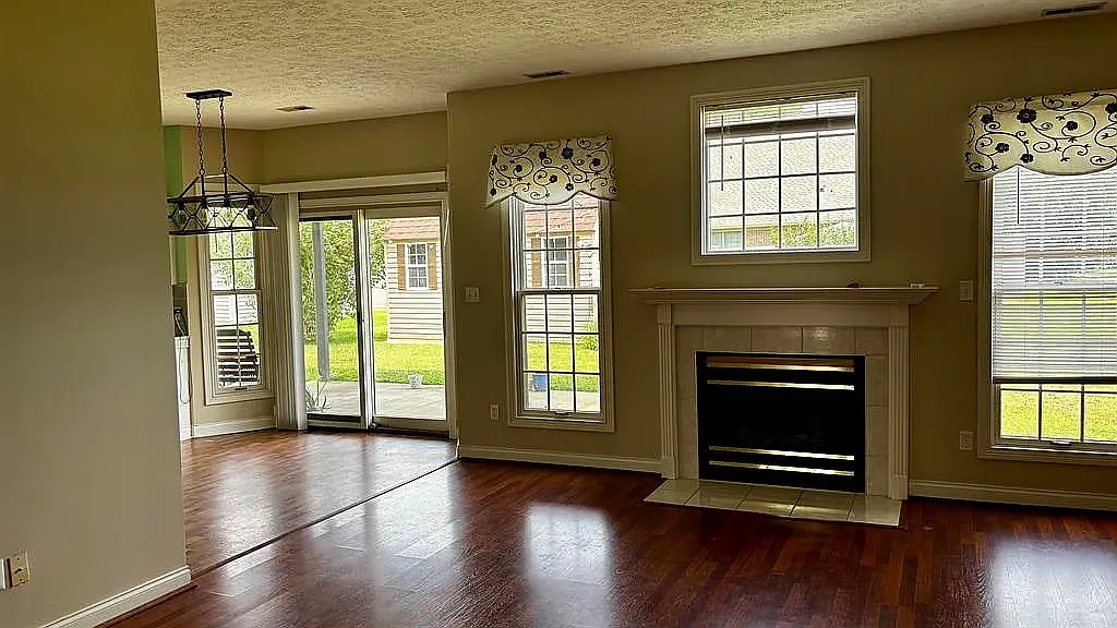 3 bed, 1824 sqft, $1,750 — Photo 3