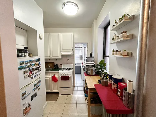 Rented by Corcoran | media 8