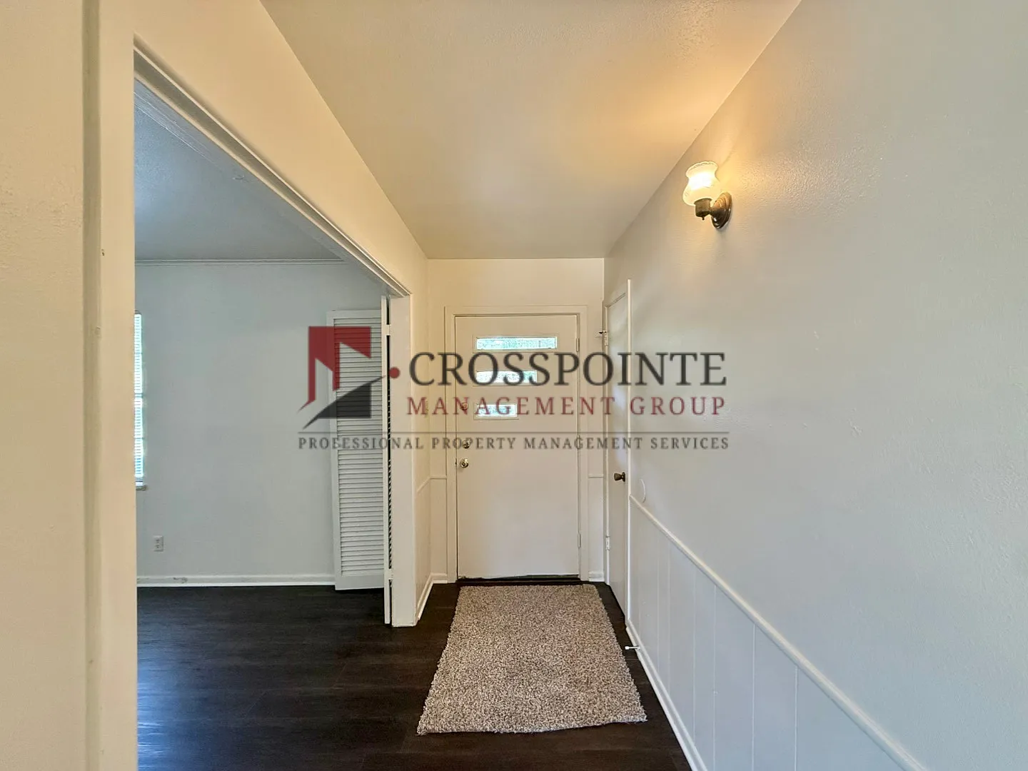 Beautiful 3 Bed 2 Bath in the Heart of Tyler! — Photo 2