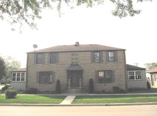 3300 Prairie Ave, Brookfield, IL 60513