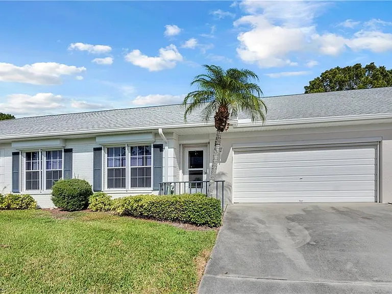 1251 Broadwater Dr — Photo 2