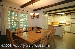 4th image of 4 Clarendon Ct