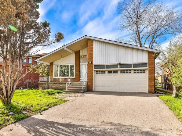 90 Charlton Blvd, Toronto, ON M2M 1B9