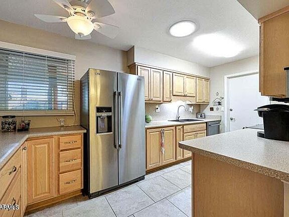 5th image of 17635 N 99TH Drive