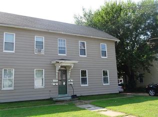 58 1/2 School St, Manchester, CT 06040