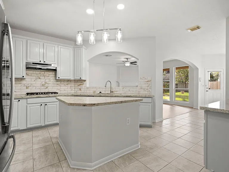 308 Meadow Trail Ct — Photo 28