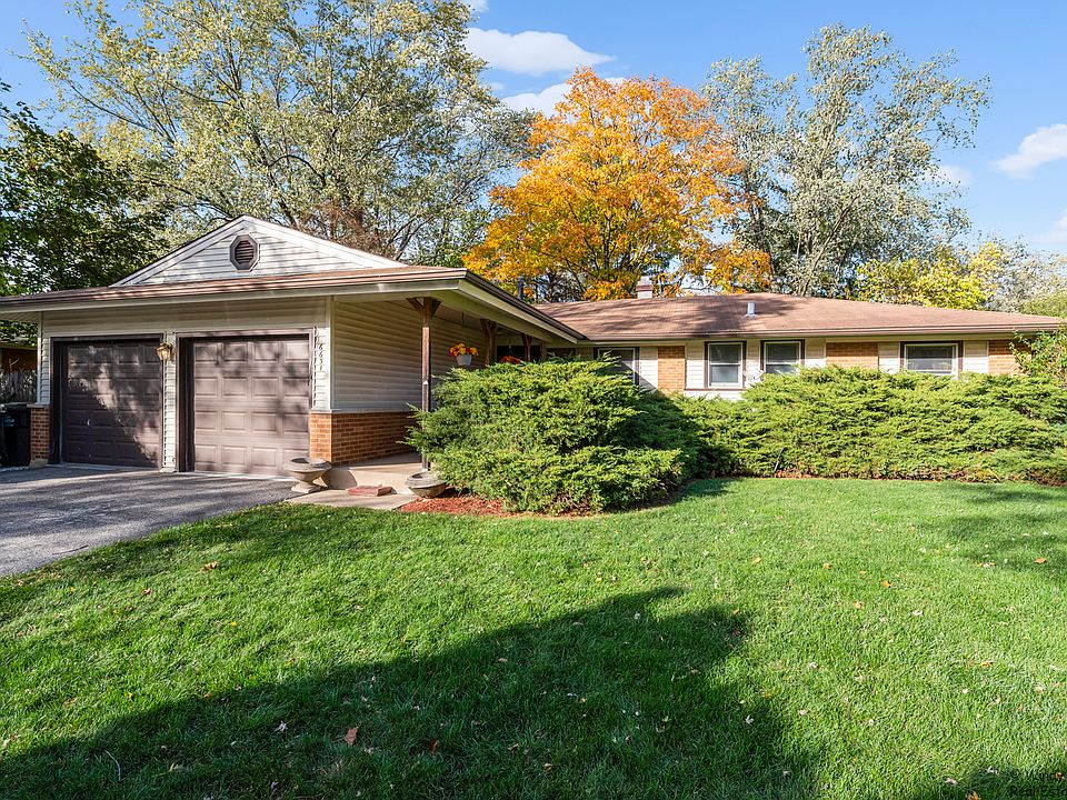 1st image of 6631 Blackstone Dr
