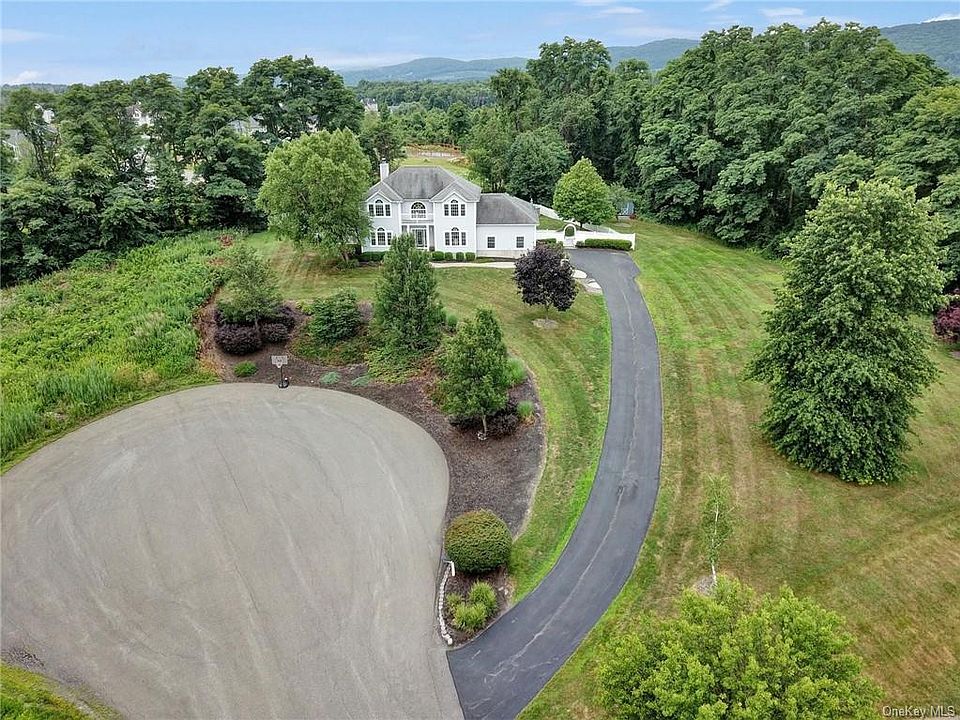 1st image of 18 Bills Ln