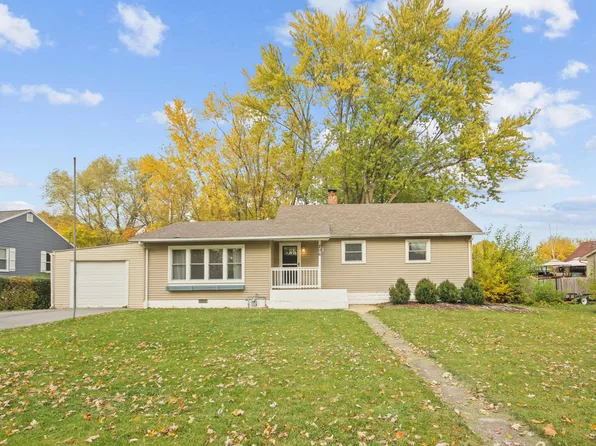 206 Birch St, Crown Point, IN 46307