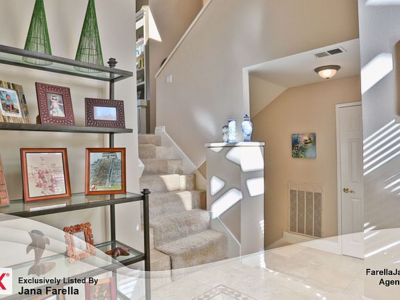 4th image of 38547 Lochinvar Ct