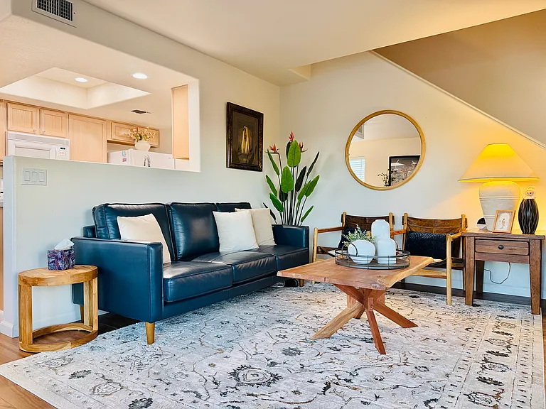 955 W Ensenada Ln — Photo 7