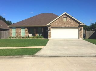 188 Sterling Ridge Dr, Nederland, TX 77627