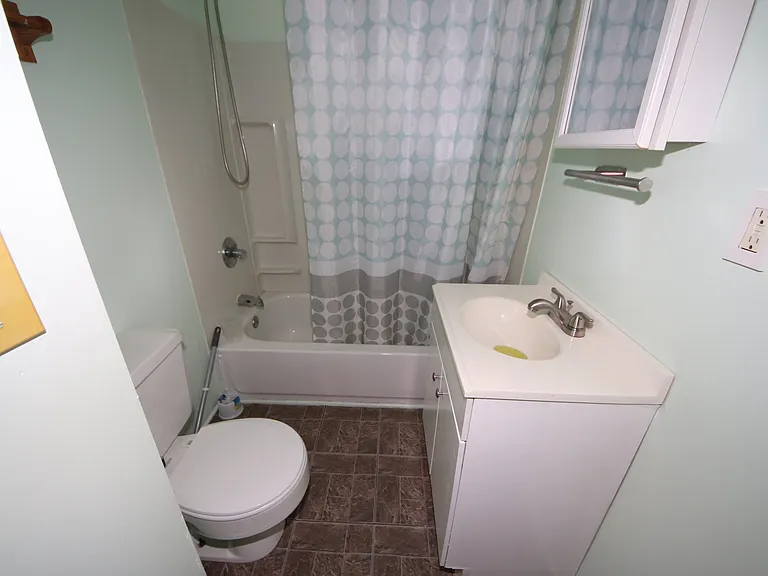 611 N Carrollton Ave #2 — Photo 6
