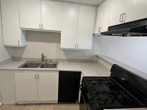 2nd image of 310 E Santa Anita Ave APT C