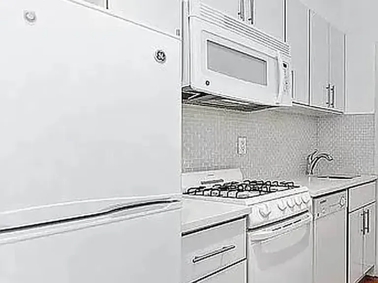 172 Mulberry St #5A — Photo 5