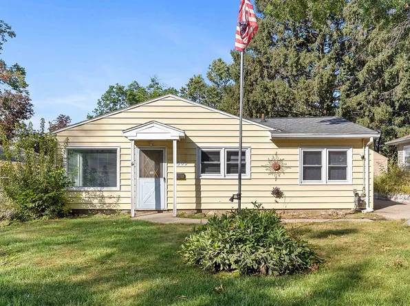 2309 California St #1, Cedar Falls, IA 50613