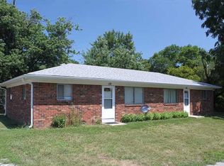 138 Wilson Dr, New Palestine, IN 46163