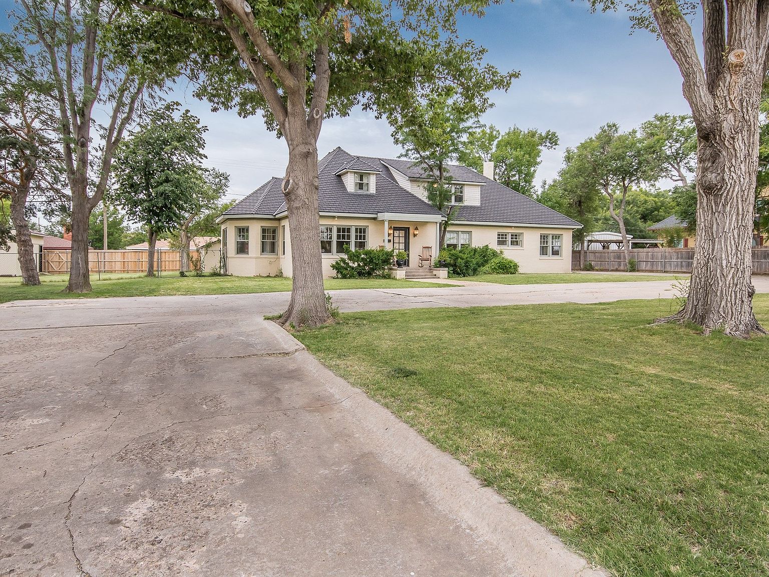 1401 N Russell St, Pampa, TX 79065 Zillow