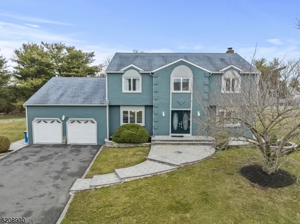 10 Daniel Dr, Hillsborough Twp., NJ 08844