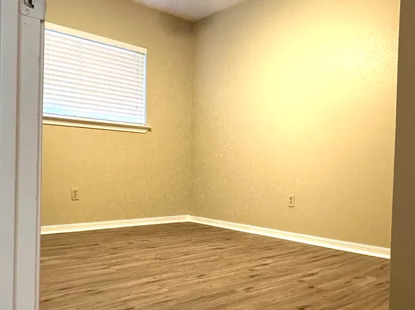16022 Vista Del Mar Dr, Houston, TX 77083