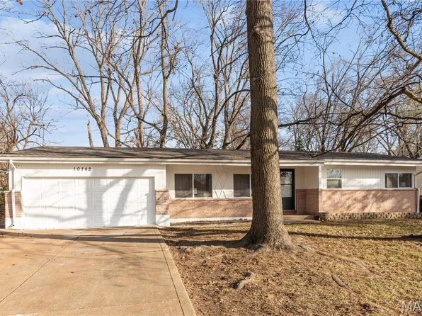 10742 Vorhof Dr, Saint Louis, MO 63136